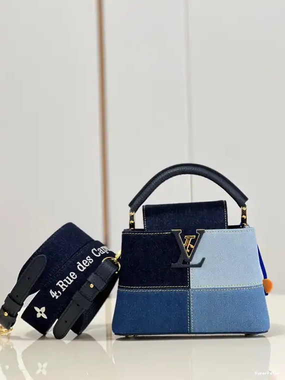 VUITTON LOUIS CAPUCINES MINI 0628